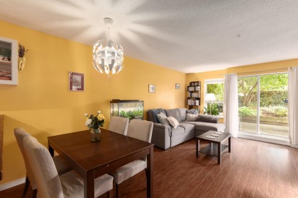 Photo 11 at 106 - 876 W 14th Avenue, Fairview VW, Vancouver West
