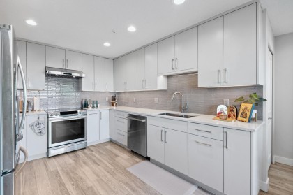 Photo 7 at 302 - 3131 Deer Ridge Drive, Deer Ridge WV, West Vancouver