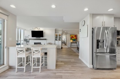 Photo 8 at 302 - 3131 Deer Ridge Drive, Deer Ridge WV, West Vancouver