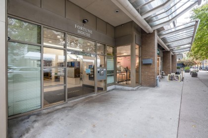 Photo 22 at 701 - 1010 Howe Street, Downtown VW, Vancouver West