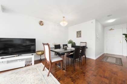 Photo 4 at 1201 - 1228 Marinaside Crescent, Yaletown, Vancouver West