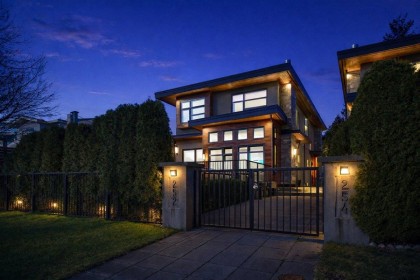 Photo 31 at 2 - 252 E 19th Street, Central Lonsdale, North Vancouver