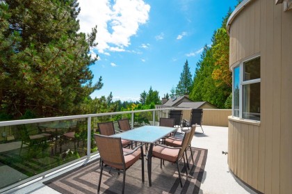 Photo 8 at 4895 Northwood Drive, Cypress Park Estates, West Vancouver