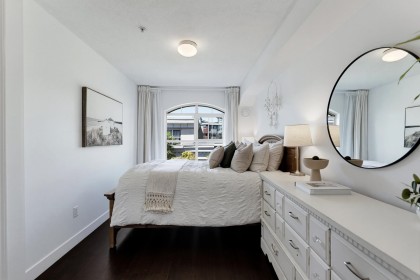 Photo 17 at 323 - 332 Lonsdale Avenue, North Vancouver