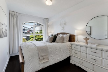 Photo 15 at 323 - 332 Lonsdale Avenue, North Vancouver