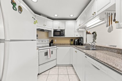 Photo 15 at 104 - 177 W 5th Street, Lower Lonsdale, North Vancouver