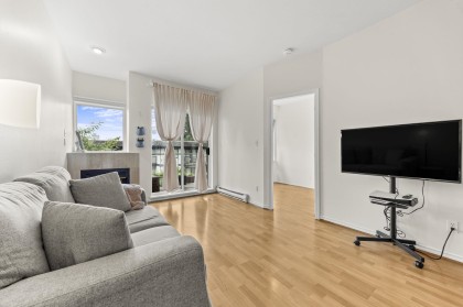 Photo 4 at 104 - 177 W 5th Street, Lower Lonsdale, North Vancouver