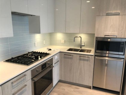 Photo 6 at 418 - 680 Seylynn Crescent, Lynnmour, North Vancouver