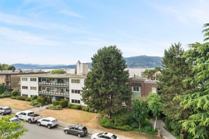 Photo 17 at 210 - 2234 W 1st Avenue, Kitsilano, Vancouver West