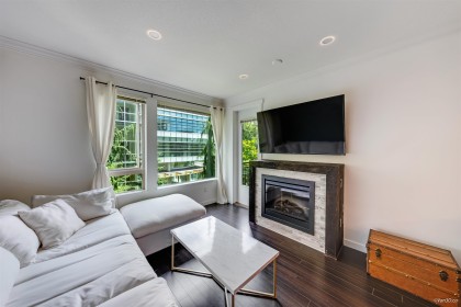 Photo 4 at 319 - 119 W 22nd Street, Central Lonsdale, North Vancouver