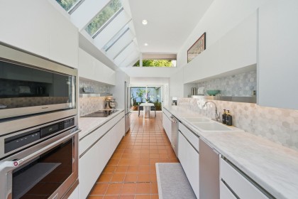 Photo 9 at 5210 Marine Drive, Caulfeild, West Vancouver