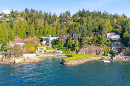 Photo 4 at 5210 Marine Drive, Caulfeild, West Vancouver