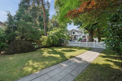 Photo 2 at 3349 W 14th Avenue, Vancouver West