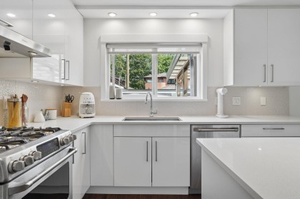 Photo 18 at 3349 W 14th Avenue, Vancouver West