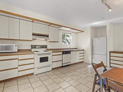Photo 29 at 3622 W 8th Avenue, Kitsilano, Vancouver West