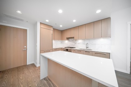 Photo 18 at 423 - 3563 Ross Drive, University VW, Vancouver West