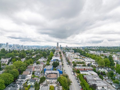 Photo 26 at 2416 W 8th Avenue, Kitsilano, Vancouver West