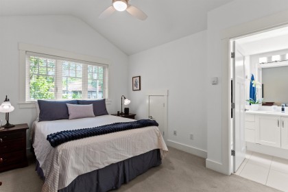 Photo 14 at 2416 W 8th Avenue, Kitsilano, Vancouver West