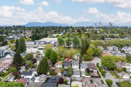 Photo 6 at 922 Park Drive, Marpole, Vancouver West