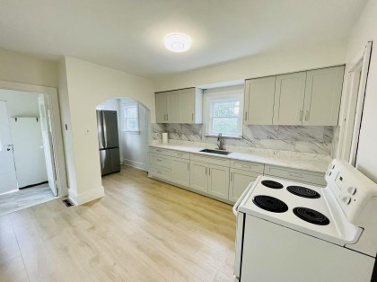 Photo 12 at 922 Park Drive, Marpole, Vancouver West