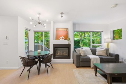 Photo 6 at TH1 - 1288 Chesterfield Avenue, Central Lonsdale, North Vancouver