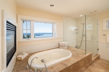 Photo 25 at 2356 Kadlec Court, Whitby Estates, West Vancouver