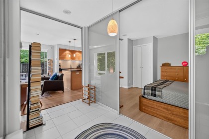 Photo 16 at 406 - 1055 Homer Street, Yaletown, Vancouver West