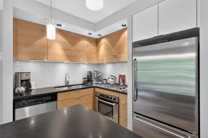 Photo 3 at 406 - 1055 Homer Street, Yaletown, Vancouver West