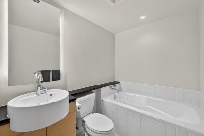 Photo 20 at 406 - 1055 Homer Street, Yaletown, Vancouver West