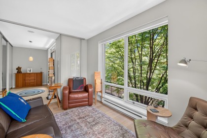 Photo 11 at 406 - 1055 Homer Street, Yaletown, Vancouver West