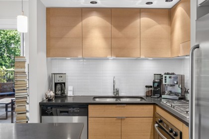Photo 4 at 406 - 1055 Homer Street, Yaletown, Vancouver West