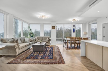 Photo 9 at 412 - 1500 Fern Street, Lynnmour, North Vancouver