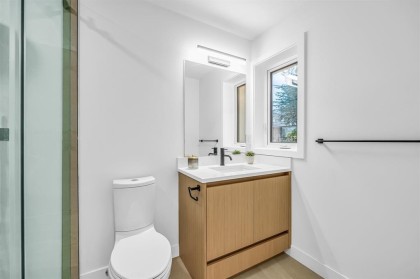 Photo 16 at 1016 W 52nd Avenue, South Granville, Vancouver West