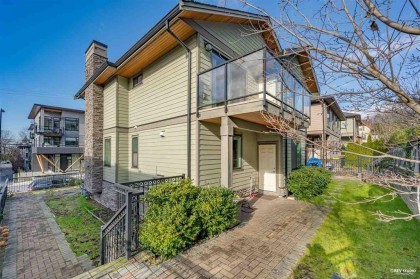 Photo 4 at 1436 Bewicke Avenue, Central Lonsdale, North Vancouver