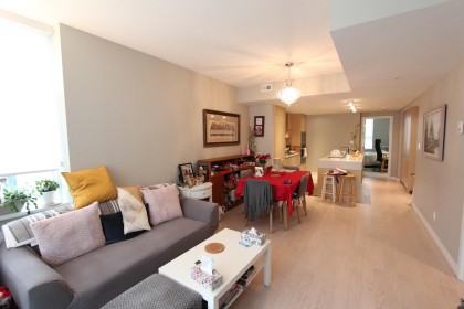 Photo 5 at 202 - 505 W 30th Avenue, Vancouver West