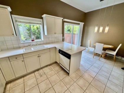 Photo 9 at 4 - 1701 Chesterfield Avenue, North Vancouver