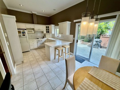 Photo 10 at 4 - 1701 Chesterfield Avenue, North Vancouver