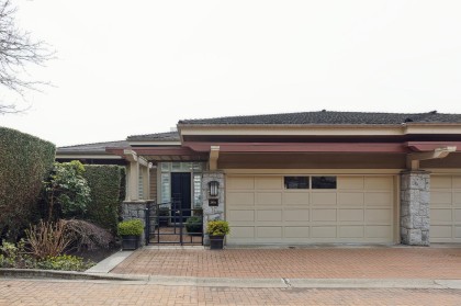 Photo 7 at 2416 Carr Lane, Panorama Village, West Vancouver