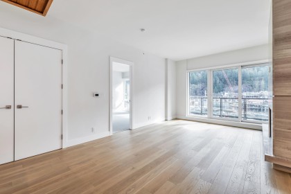 Photo 10 at 305 - 6707 Nelson Avenue, Horseshoe Bay WV, West Vancouver