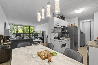 Photo 15 at 1118 - 2012 Fullerton Avenue, Pemberton NV, North Vancouver