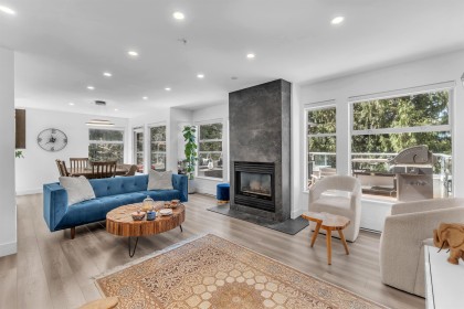 Photo 2 at 8 - 2425 Edgemont Boulevard, Mosquito Creek, North Vancouver