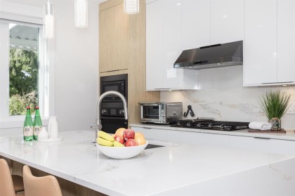 Photo 6 at 1470 W 57th Avenue, South Granville, Vancouver West