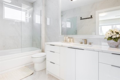 Photo 15 at 1470 W 57th Avenue, South Granville, Vancouver West