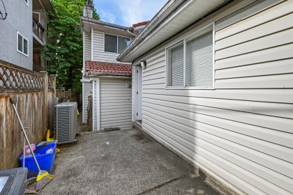 Photo 23 at 819 W 70th Avenue, Marpole, Vancouver West