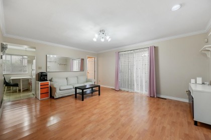 Photo 3 at 819 W 70th Avenue, Marpole, Vancouver West