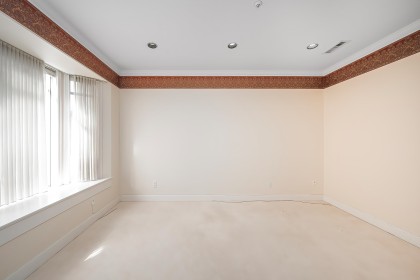 Photo 6 at 2039 W 62 Avenue, S.W. Marine, Vancouver West