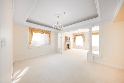 Photo 5 at 2039 W 62 Avenue, S.W. Marine, Vancouver West
