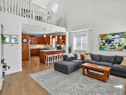 Photo 6 at 1074 Kilmer Road, Lynn Valley, North Vancouver