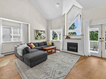 Photo 9 at 1074 Kilmer Road, Lynn Valley, North Vancouver