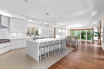 Photo 10 at 388 Hidhurst Place, British Properties, West Vancouver